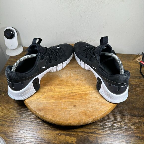 Nike Free Metcon 5 Black White Shoes Sneakers Women's Size 10 DV3950-001 - Picture 5 of 8